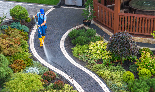 Best Deck Pressure Washing  in Annandale, NJ
